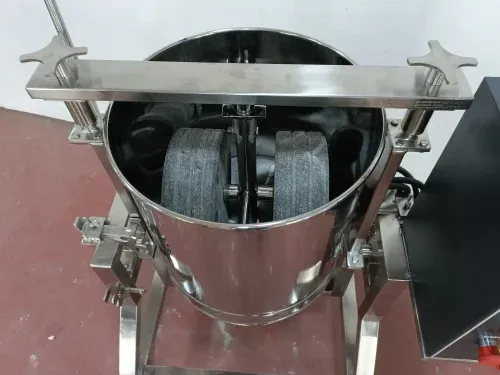 sahith-chocolate-melanger-nut-butter-grinder-10-100kg